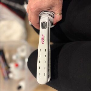 Rootie Hair Tool- instant root lift and volume